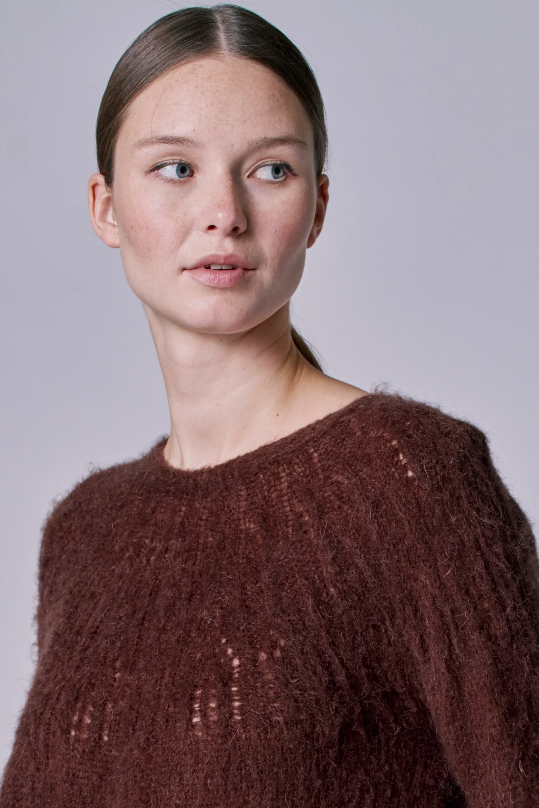Pull met ronde hals - bruin - Image 4