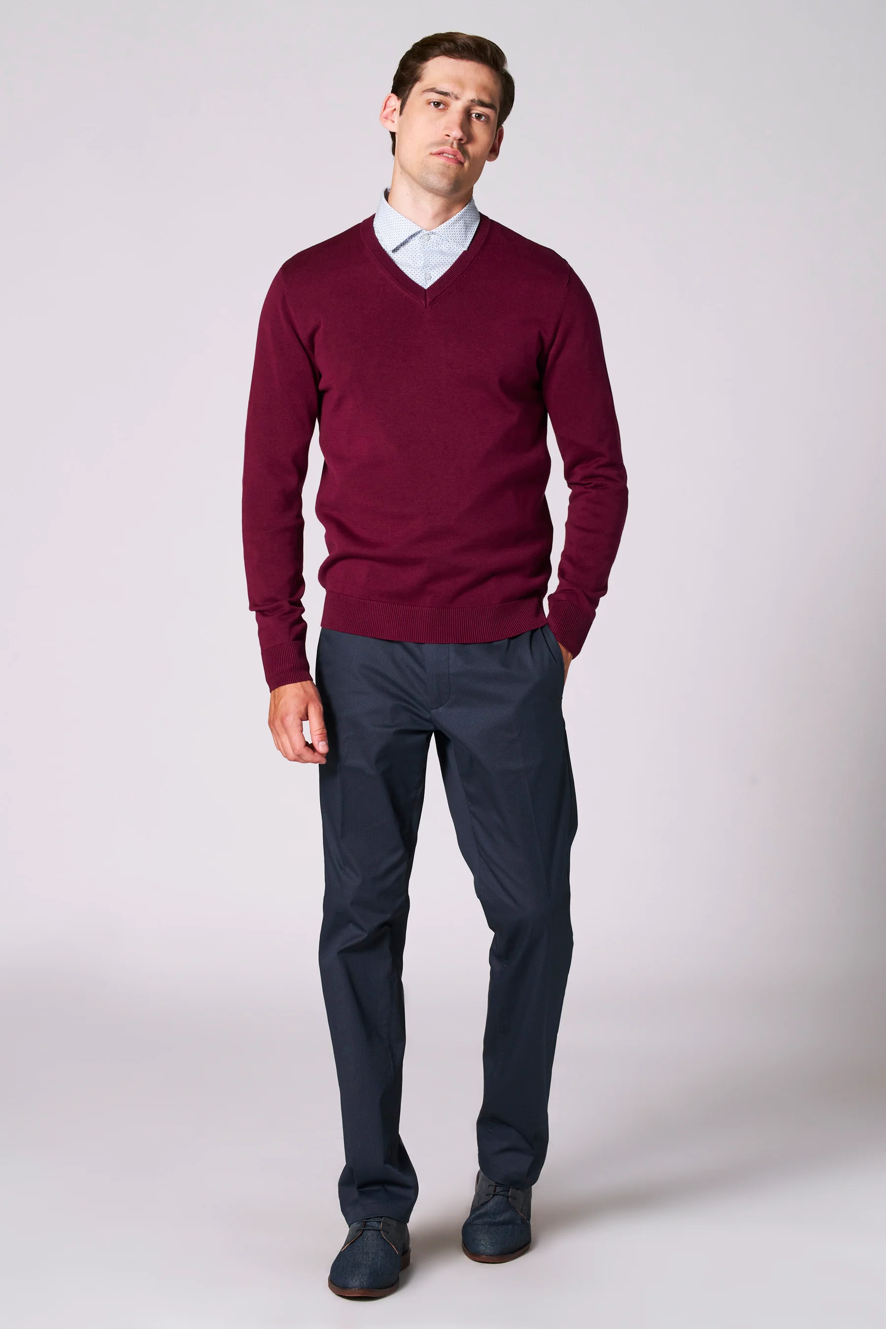 Pull met V-hals - bordeaux - Image 2