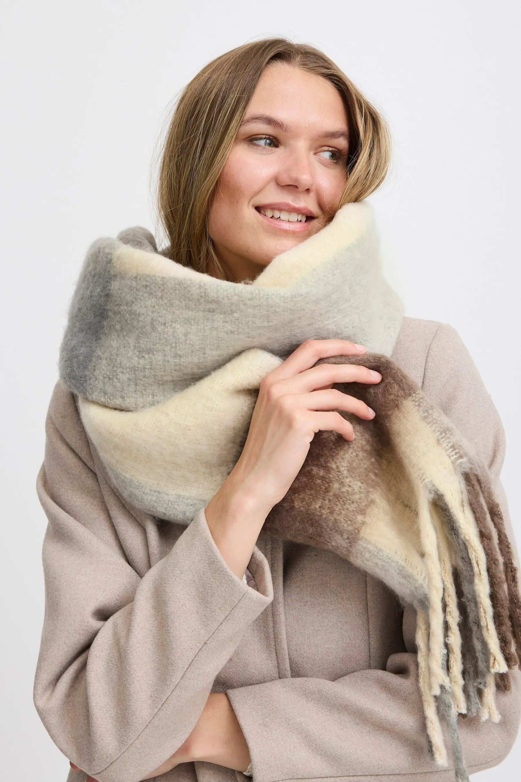 Wintersjaal - zwart - Image 4