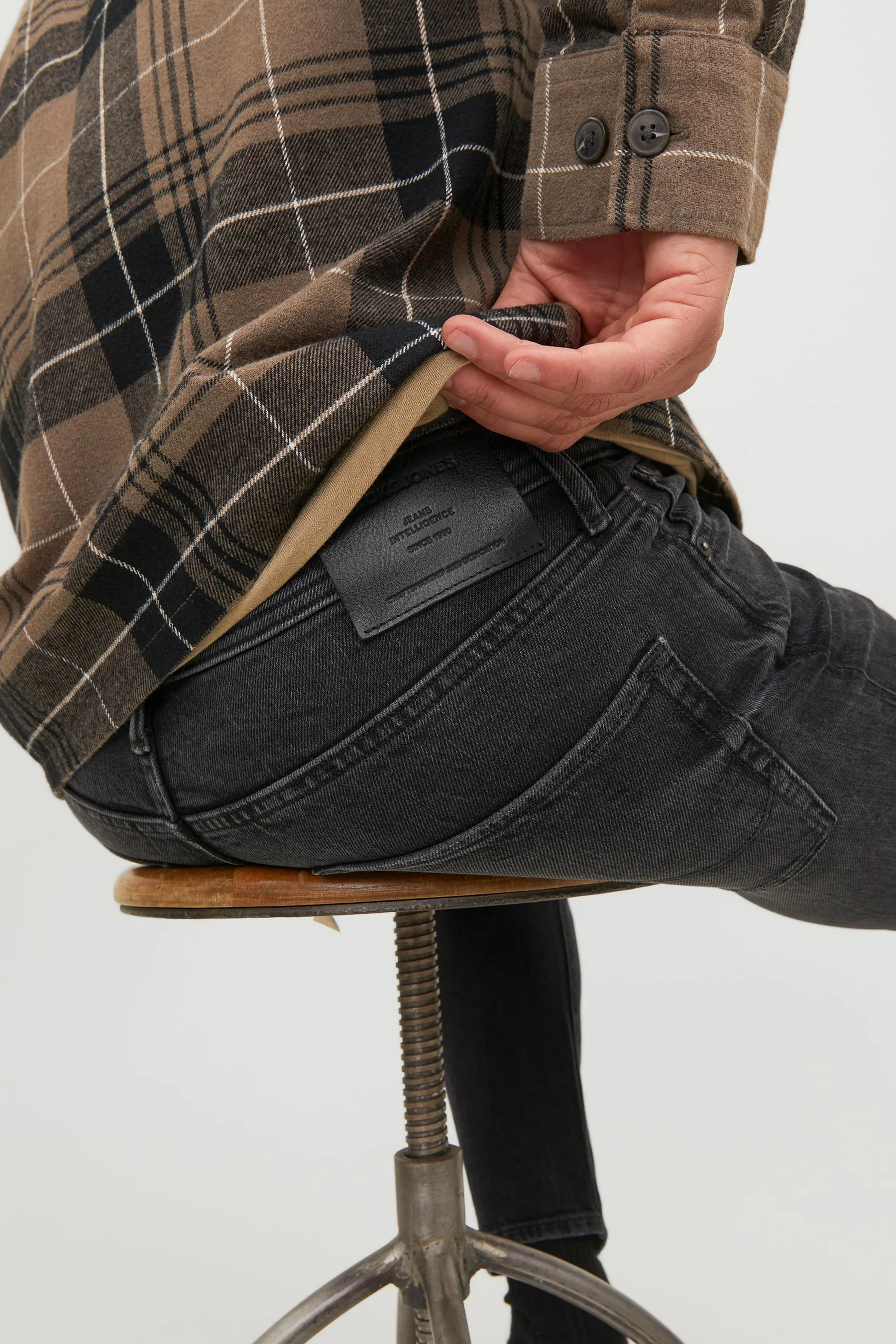 Tapered jeans - black denim - Image 5