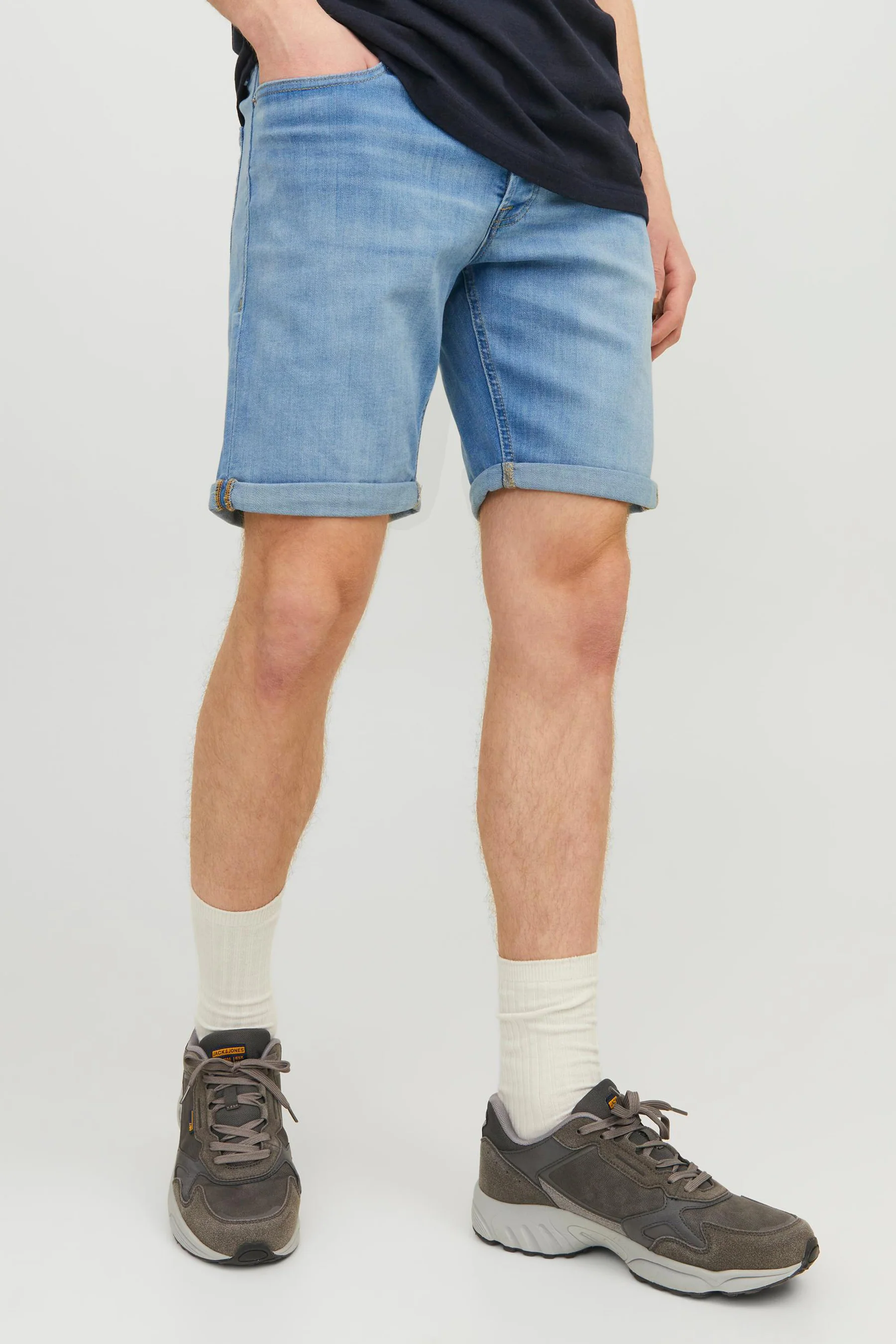 Short - mid blue denim