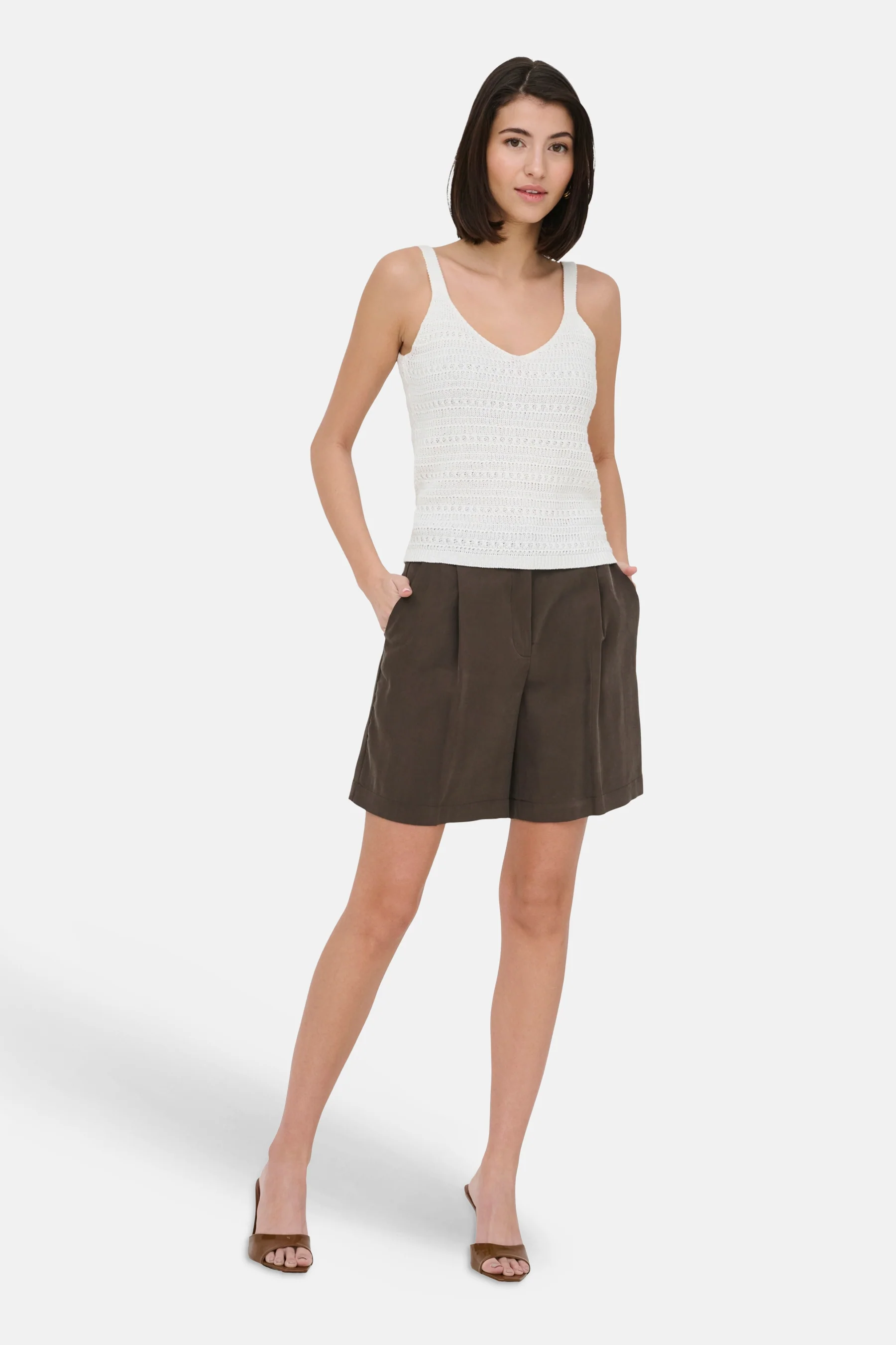 Short - bruin - Image 2