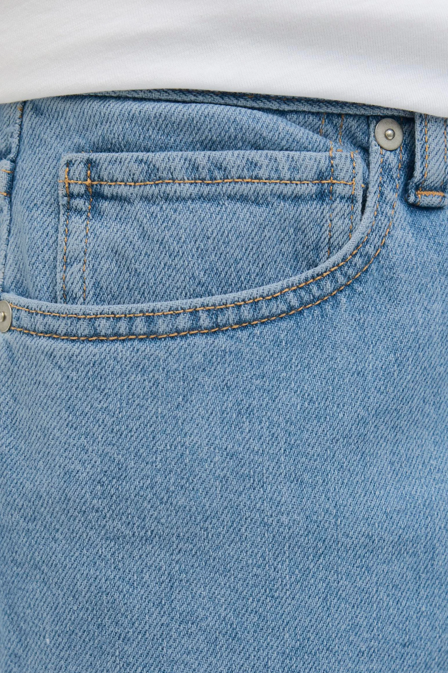 Short - Light blue denim - Image 5