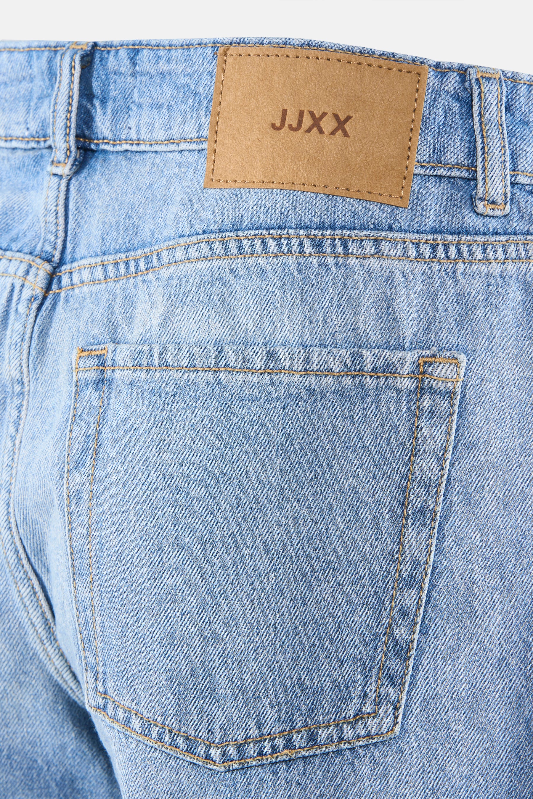 Short - Light blue denim - Image 4
