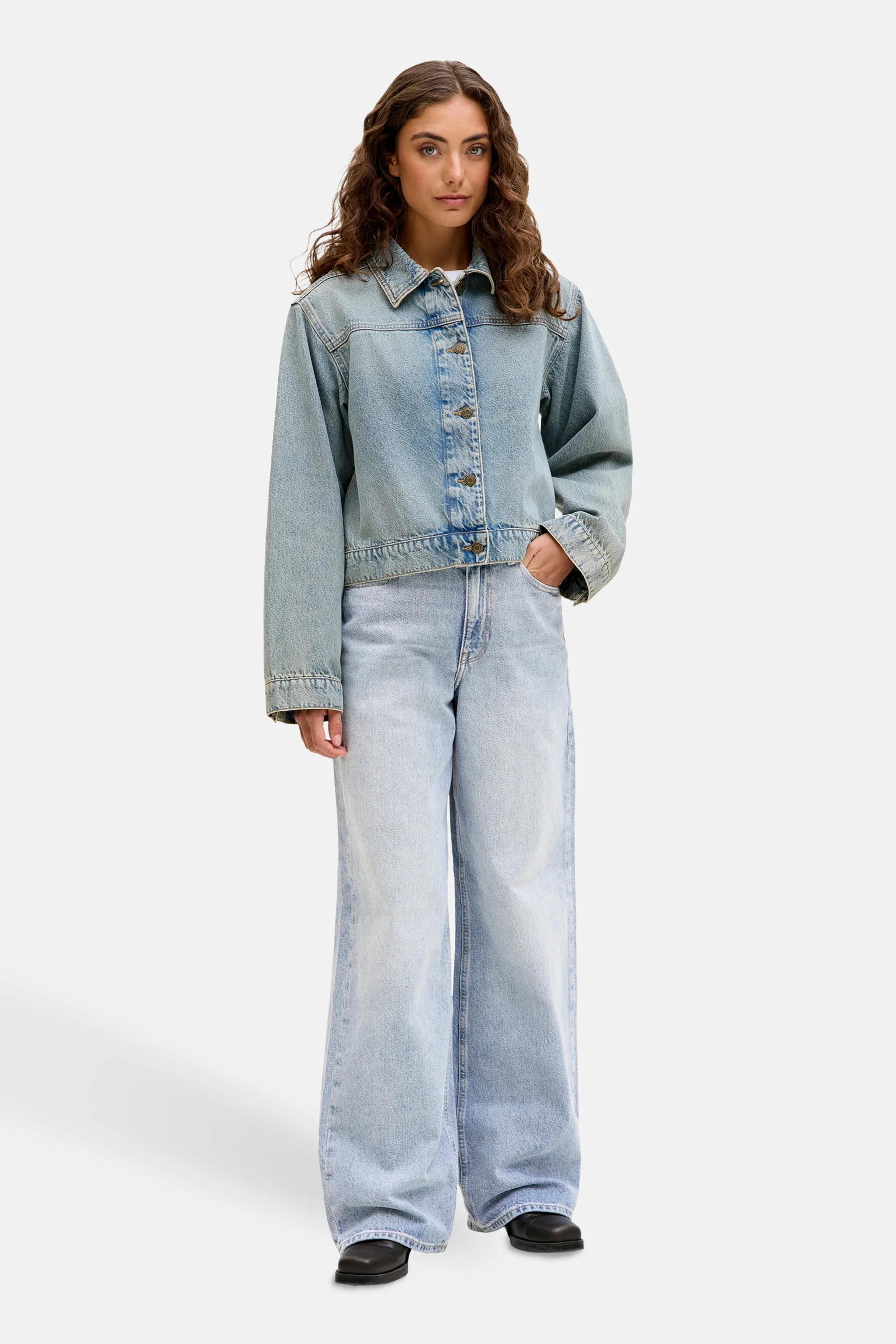 TOKYO - light blue denim - Image 3