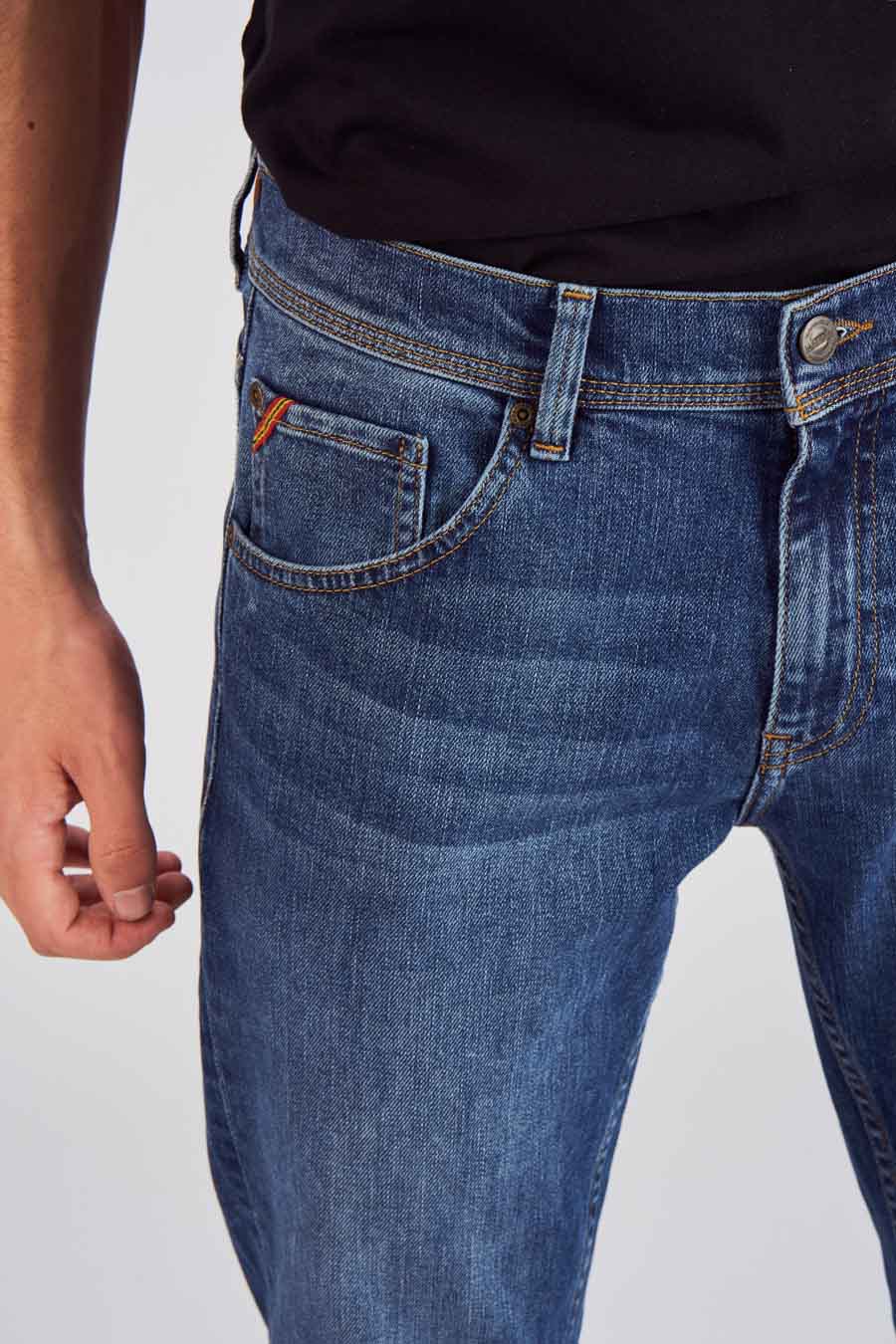 LE JEAN - mid blue denim - Image 4
