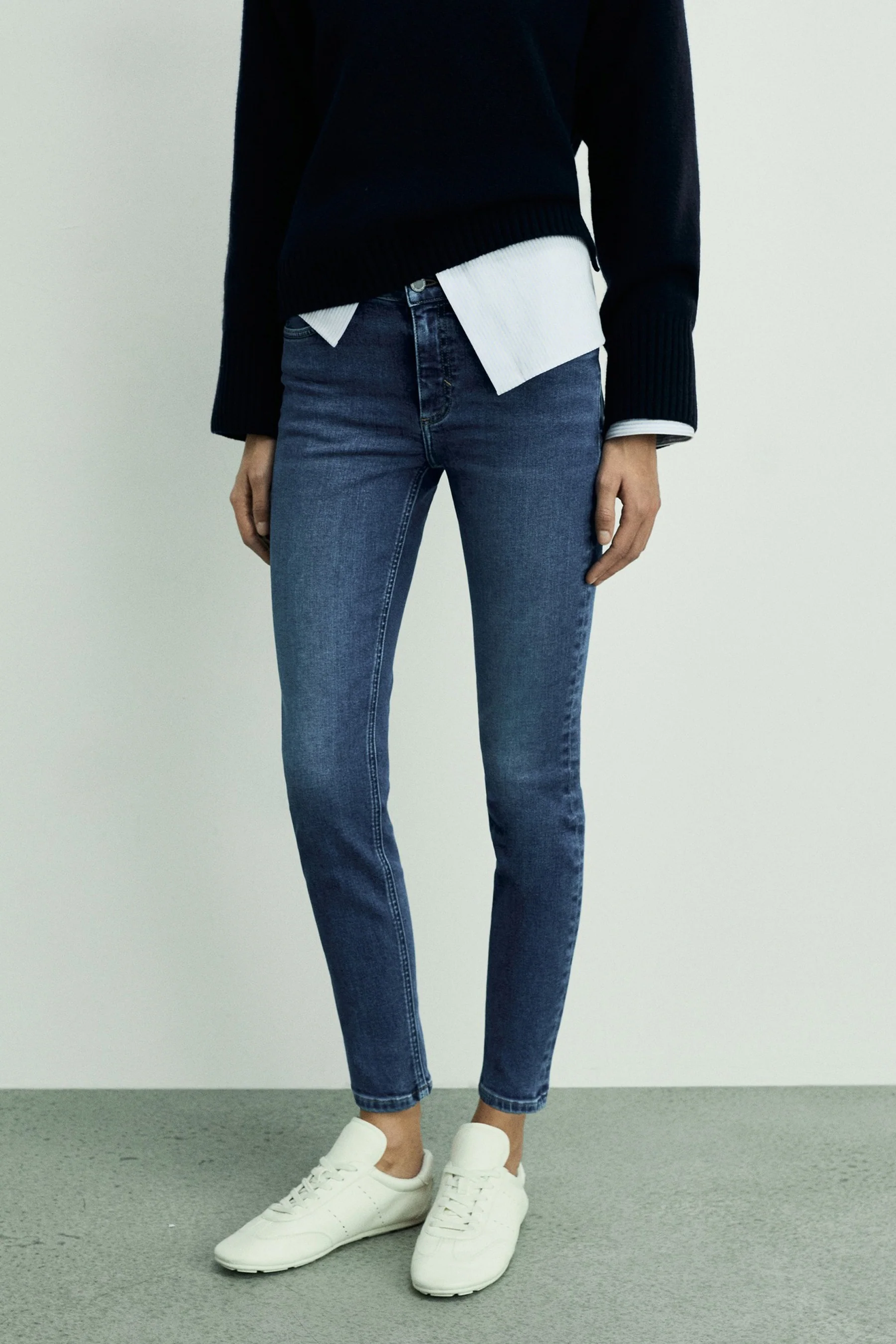 NEWISA - mid blue denim
