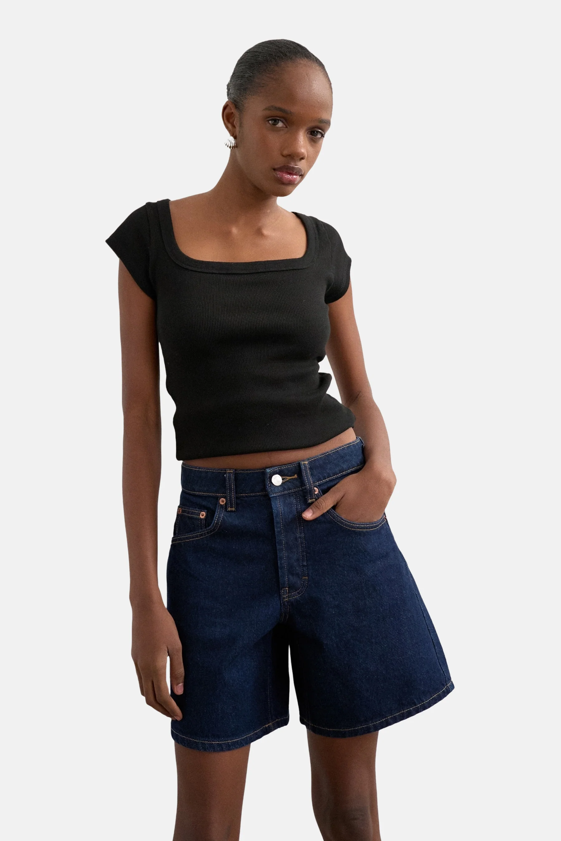 Short - dark blue denim